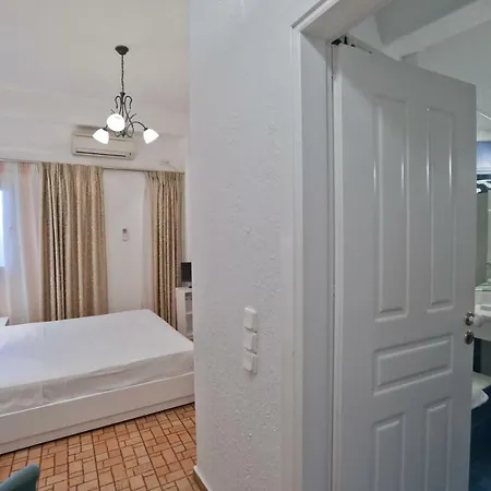 Mykonos Palace 호텔
