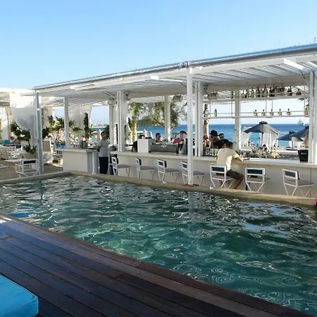 Mykonos Palace 호텔