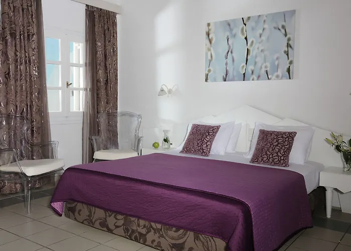 Mykonos Palace 4*