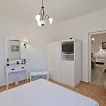 Отель Mykonos Palace Платис Ялос