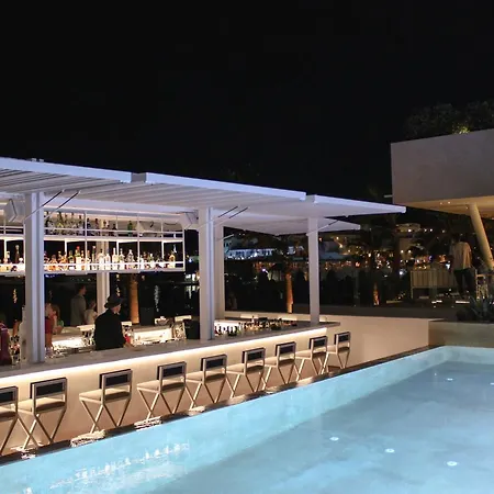 마이코노 팰리스 비치 Mykonos Town
